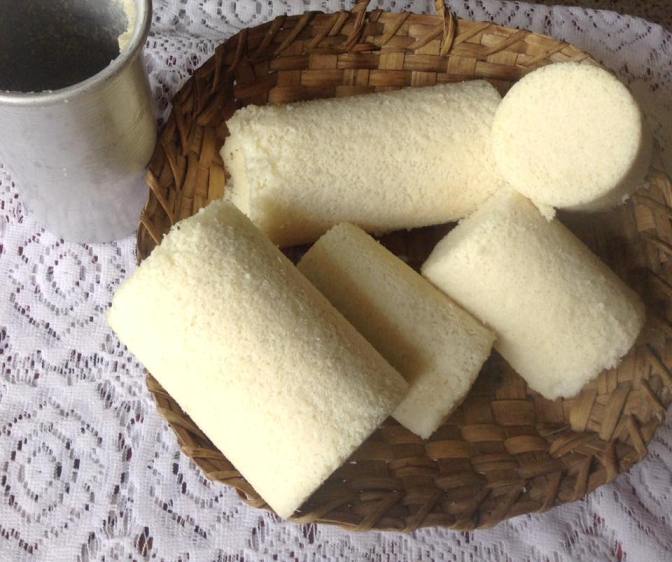Moode Gasi - Traditional Idli/Rice cakes with green gram curry