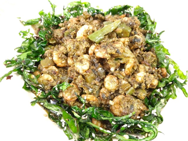 Prawns Palak/Spinach Chilly Fry