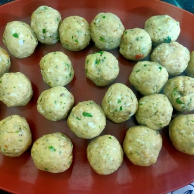 Chicken Cheese Balls - Tasty and Cheesy Appetizer